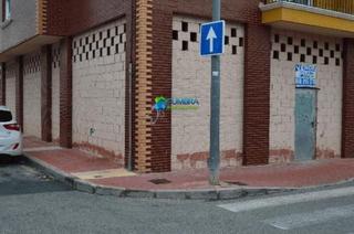 Lloguer Local Comercial a Sangonera la Verde. Bajo comercial en zona residencial sangonera la verde