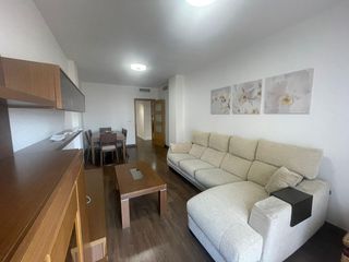 Location Appartement à Ronda Sur. Excelente piso en ronda sur con plaza de aparcamiento y trastero