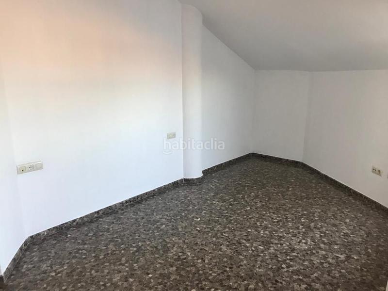 Foto 3efe6b2f-8144-462e-95d9-70e8415e860c. Miete dachwohnung mit heizung parking in Pueblo Eliana (l´)