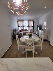 Miete Etagenwohnung in Pueblo. Se alquila en la eliana, magnifico piso amueblado