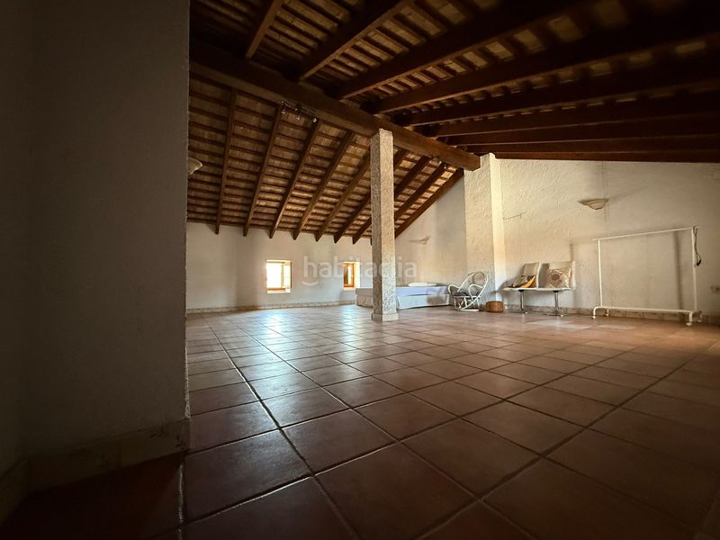 Foto 03312d65-7673-416c-b0cd-5d23feb2c129. Casa amb xemeneia calefacció a Núcleo Urbano Pobla de Vallbona (la)