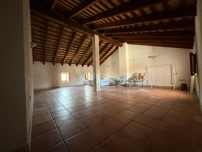 Foto 471e3d25-dd4a-46d7-99f3-9137d19dc754. Casa amb xemeneia calefacció a Núcleo Urbano Pobla de Vallbona (la)