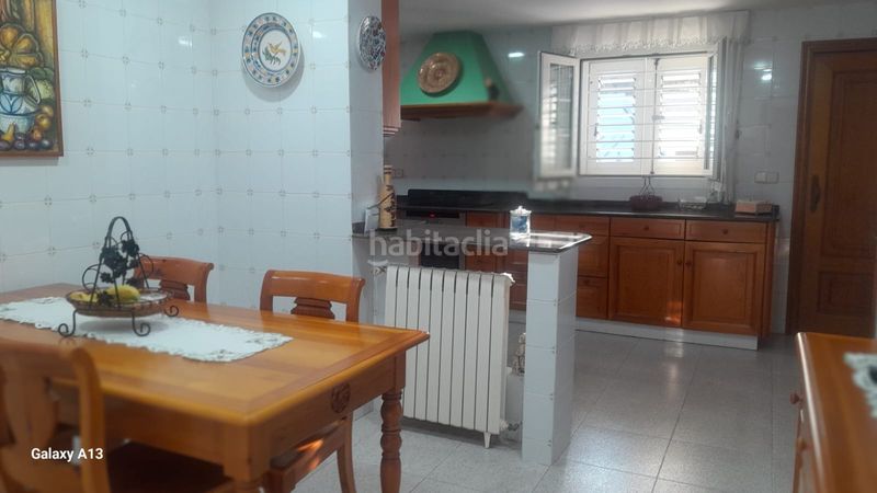 Foto 50c0c5fe-728e-45ca-bd59-f2519a0b235d. Xalet amb xemeneia calefacció aparcament piscina a Paterna