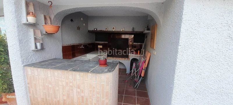 Foto 70d0d45c-d076-49ca-b795-a73d8cf72ce9. Xalet amb xemeneia calefacció aparcament piscina a Paterna