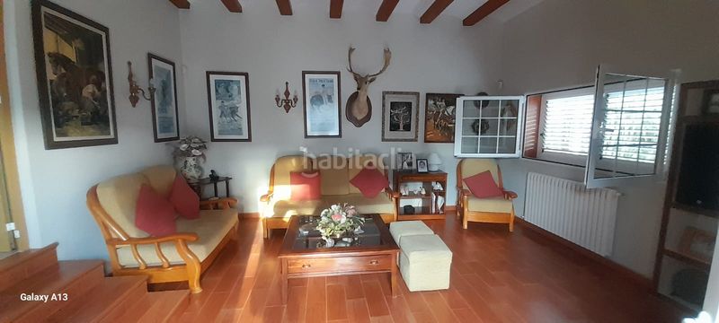 Foto 9b4dfbc6-4dfd-454b-94bb-c59d7a723214. Xalet amb xemeneia calefacció aparcament piscina a Paterna