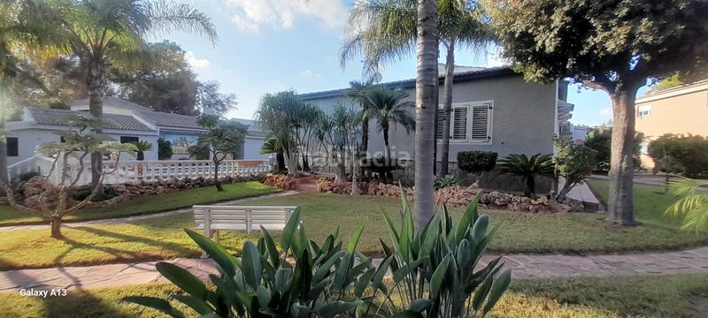 Foto 9507296c-50bc-4ed1-bbd6-f5a0edad409b. Xalet amb xemeneia calefacció aparcament piscina a Paterna