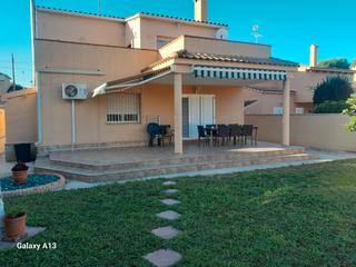 Chalet en Riba - roja de Túria. Se vende chalet en la eliana ,  urbanización