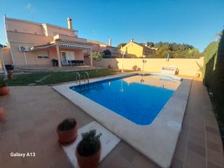 Xalet a Riba - roja de Túria. Se vende chalet en la eliana ,  urbanización