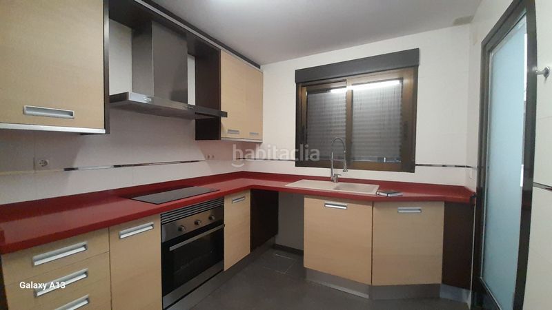 Foto db2dc9ef-8983-4efa-8165-81ea8c7df91b. Pis amb calefacció aparcament a Pueblo Eliana (l´)