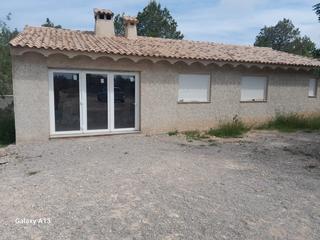 Xalet a La Conarda-Montesano. Se vende en betera parcela con chalet en obra sin terminar