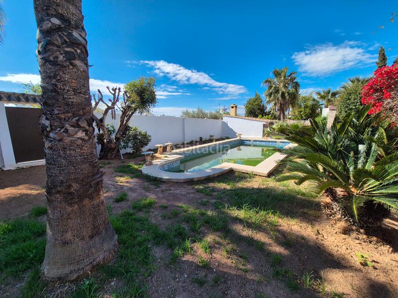 Foto 022dcbed-40d9-430d-80a0-5fe6e524deb6. Chalet mit kamin heizung parking pool in Entrepinos Eliana (l´)