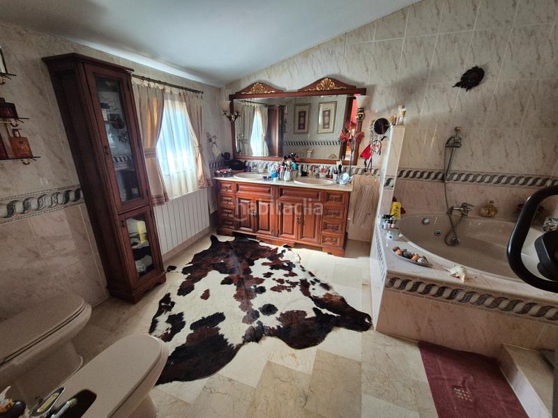 Foto 6d710d08-bcfa-4e5f-b642-ae95fe6e893d. Chalet mit kamin heizung parking pool in Entrepinos Eliana (l´)