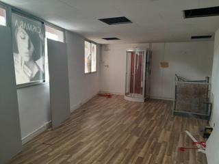 Lloguer Local Comercial a La Cañada