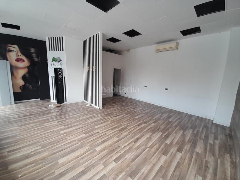 Foto e9ebdf79-4c0e-42a6-a92c-5db3c196b645. Alquiler local comercial se alquila en La Cañada magnifico local comercial en Paterna