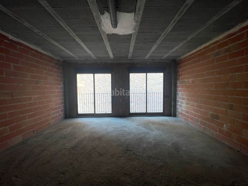 Foto 08d54a8f-a9f5-4888-94d4-659c64989b5f. Pis amb aparcament a Benaguasil