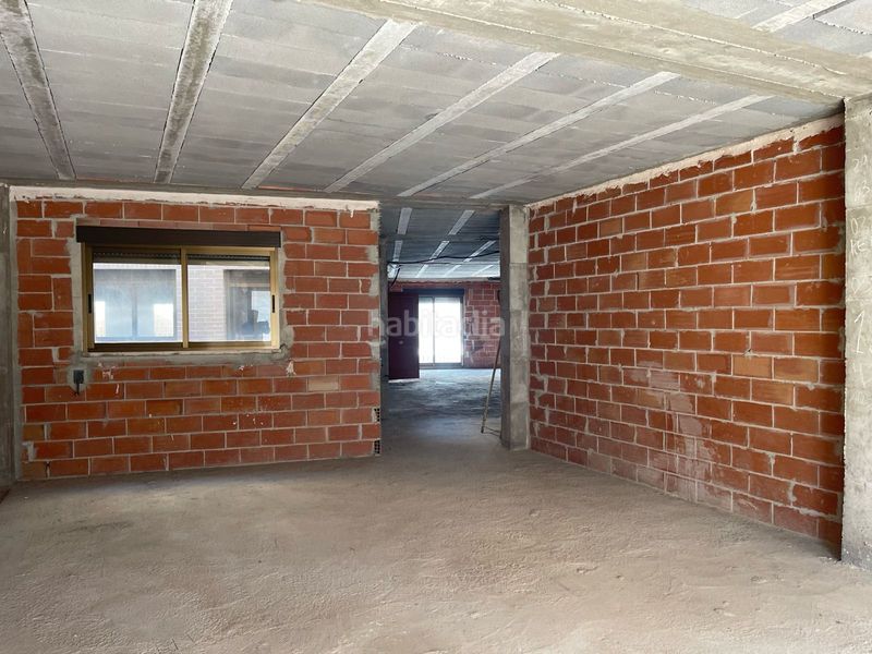 Foto 8d3ac4bb-7b5d-4489-af24-3c2191b6d6d7. Pis amb aparcament a Benaguasil