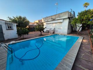 Chalet en Montesol. Se vende en la eliana chalet,  en urbanizacin