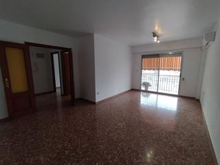Affitto Appartamento in Pueblo. Se alquila piso en la eliana
