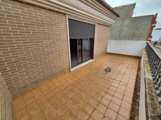 Etagenwohnung in Benaguasil. Se vende piso en benaguacil diafano, para construir, casco urban