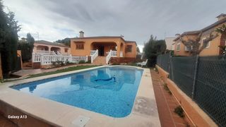 Xalet a La Conarda. Oportunidad ¡¡¡¡¡¡ se vende chalet en la pobla de vallbona urban