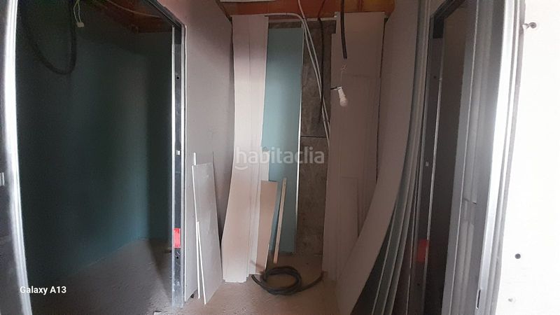Foto 239631ef-baaa-4b65-9846-4a21e96fc7ff. Location local commercial dans Pueblo Eliana (l´)