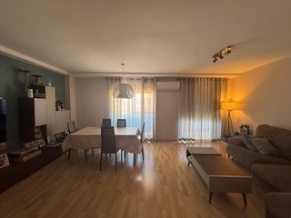 Appartamento in Núcleo Urbano. Se vende magnifico piso en la pobla de vallbona