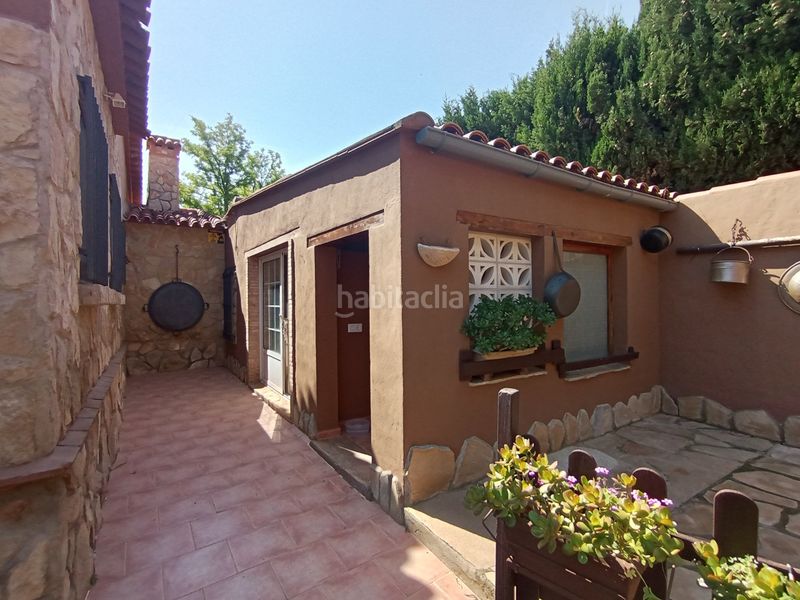 Foto e5d93a11-ae71-448d-abb3-116e81b4dd5a. Xalet amb xemeneia calefacció aparcament piscina a Eliana (l´)