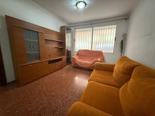 Etagenwohnung in Parc Central. Se vende acogedor  piso en paterna
