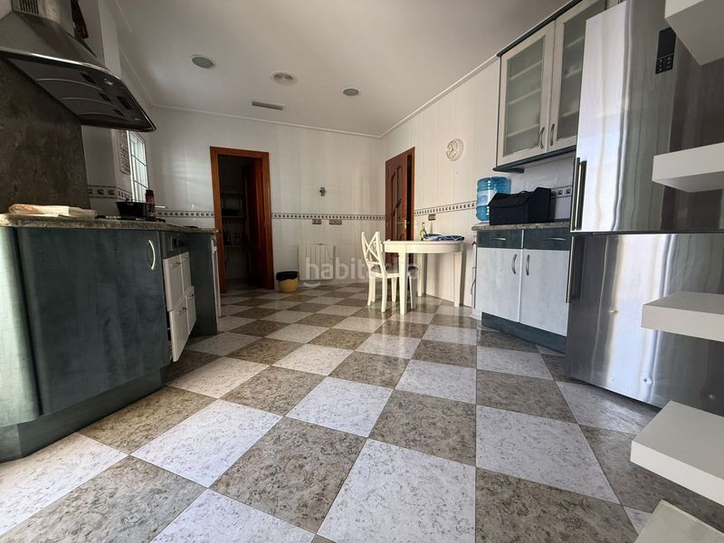 Foto d302a04c-0078-4573-9a9e-acedcda9b1f6. Casa amb calefacció piscina a Vilamarxant