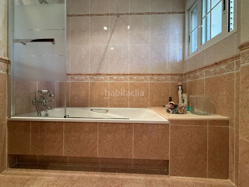 Foto d4e15502-1531-4160-a862-09ca2e628025. Casa amb calefacció piscina a Vilamarxant