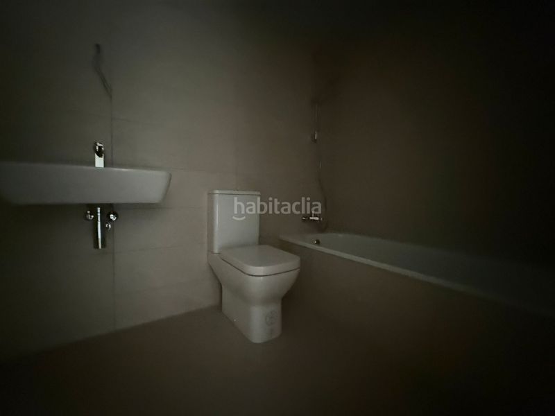Foto ddb99da5-9a82-4045-a7a1-30bd3a3afd64. Casa adossada amb calefacció piscina a San Antonio de Benagéber