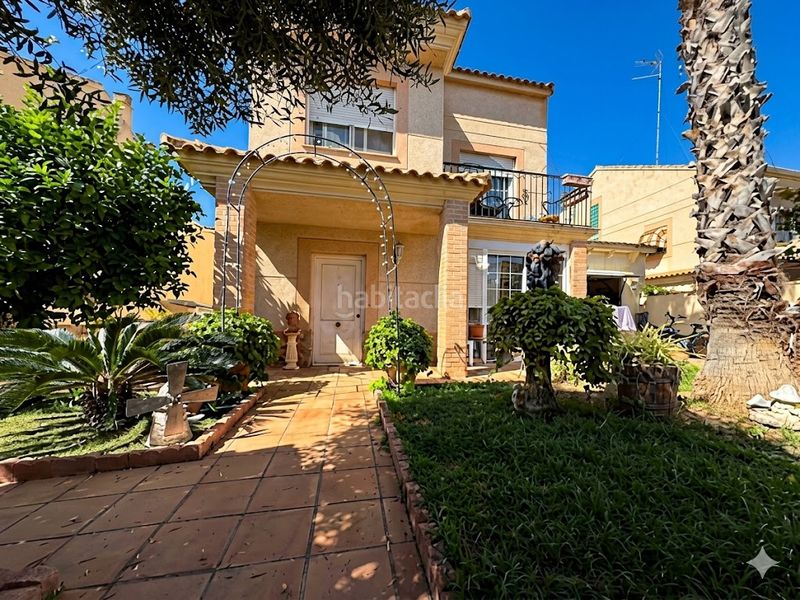 Foto 15aef540-d7be-4be3-b3fd-893dab00e79e. Xalet amb aparcament piscina a El Carme-Sant Agustí-Bonavista Eliana (l´)