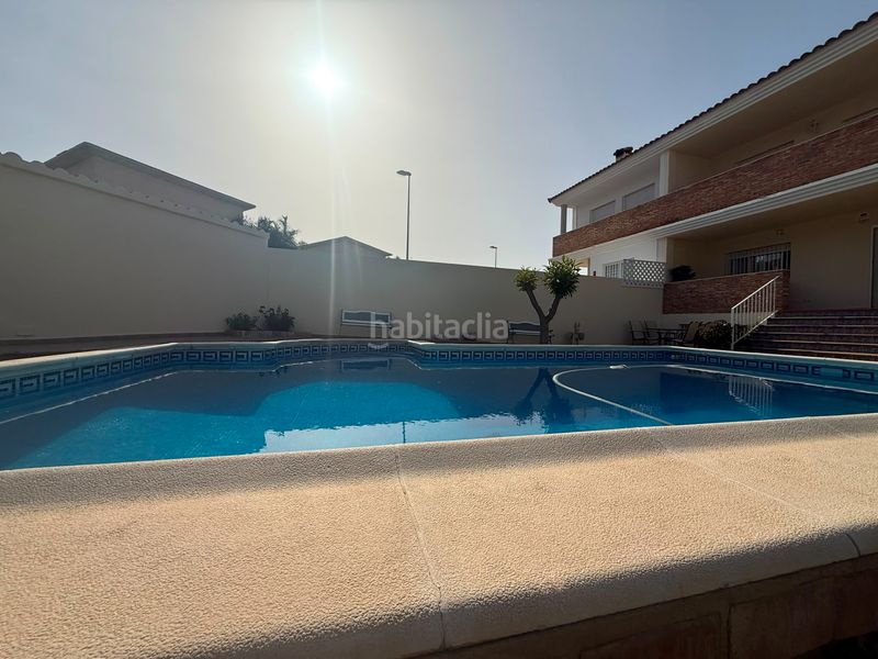 Foto 521c5023-2022-4898-a3b7-7eb8eaac354d. Xalet amb calefacció aparcament piscina a Rascanya Pobla de Vallbona (la)