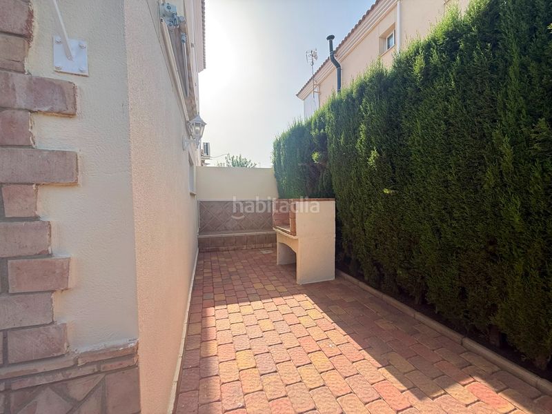 Foto a5d4e378-73cf-4899-a66b-860ef18f28d6. Xalet amb calefacció aparcament piscina a Rascanya Pobla de Vallbona (la)