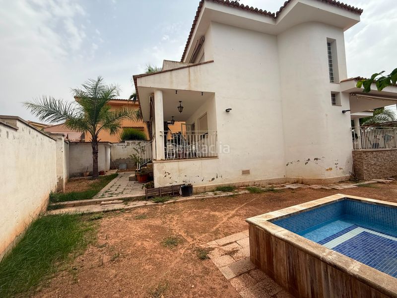 Foto e42df212-e1ed-449d-8ab0-922386722f3d. Xalet amb xemeneia calefacció aparcament piscina a Pobla de Vallbona (la)