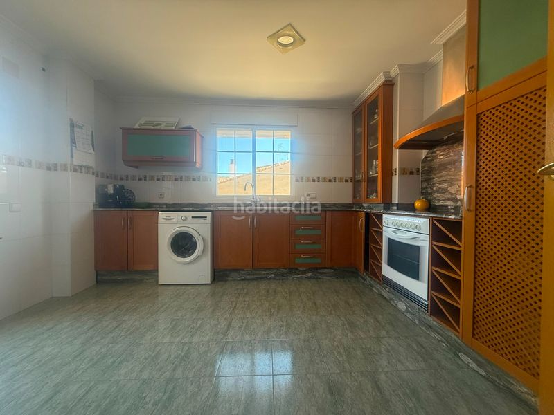 Foto a3abf378-2f57-4d9d-8feb-f96599b3f8ce. Maison avec chauffage parking dans Núcleo Urbano Pobla de Vallbona (la)
