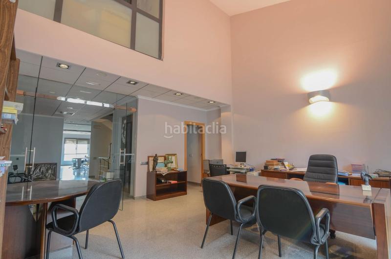 Foto d2a2ebc7-95d0-4e9e-9548-dc216e751892. Büro mit heizung parking in Massamagrell
