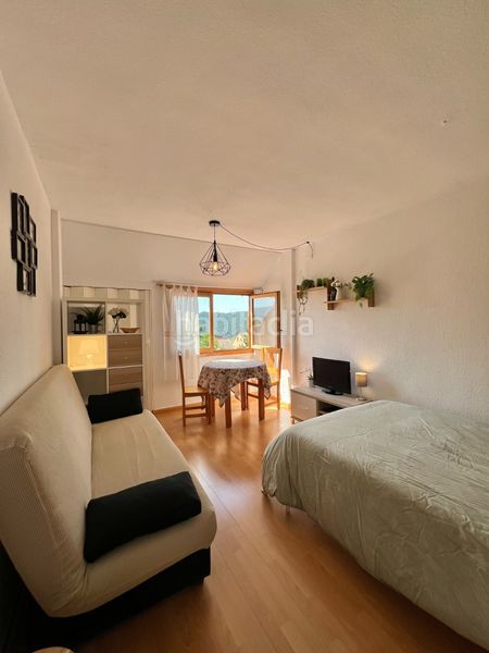 Foto cab15193-db18-4441-95ac-52348e9f38e3. Pis a Alcalá de la Selva