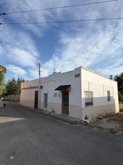 Maison à Llíria - cl granja de la 2. Casa en venta con gran potencial de reforma.