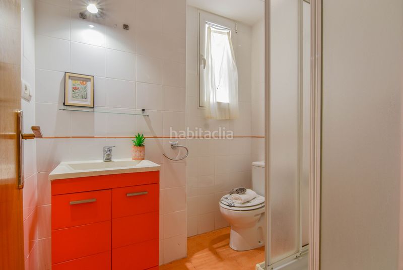 Foto a79f242c-863d-4b6d-a73e-5ec3fad61df9. Casa adossada amb calefacció a Emperador