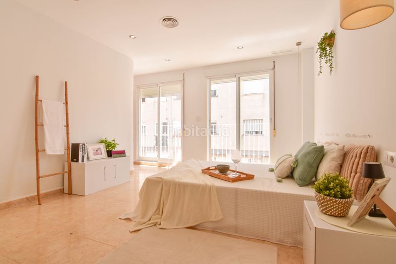 Foto fbc56820-4768-4299-8262-33d152d66ca3. Casa adossada amb calefacció a Emperador