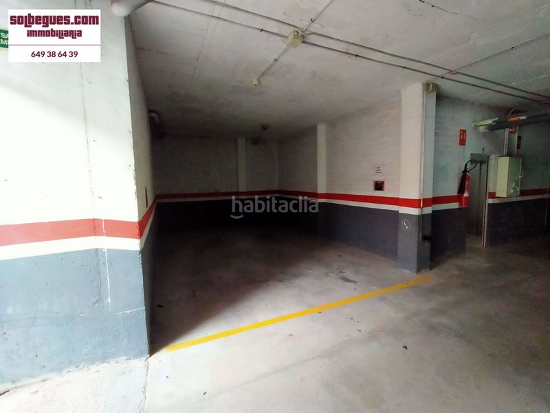 Foto 46b38cd5-7aab-415a-888b-0e31e0546385. Aparcament cotxe a Begues