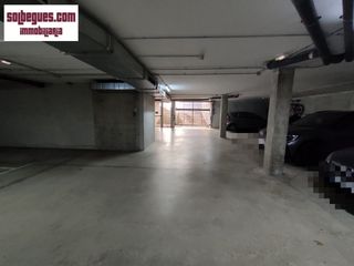 Parking coche en Begues. Begues barceloneta plaza aparcamiento