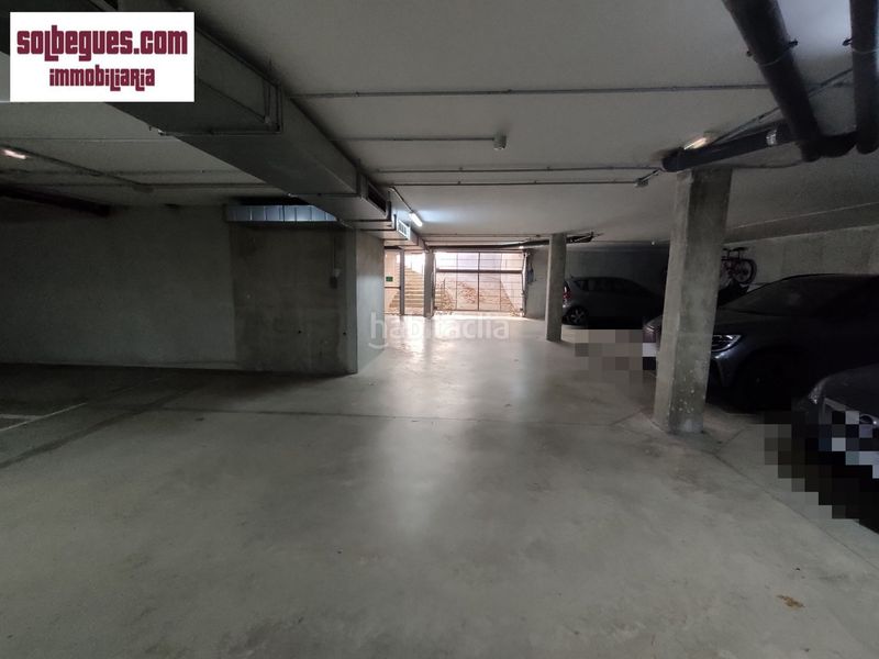 Foto 9b98e8a3-c4fa-40fb-b9ed-6283a40b8c9a. Aparcament cotxe a Begues