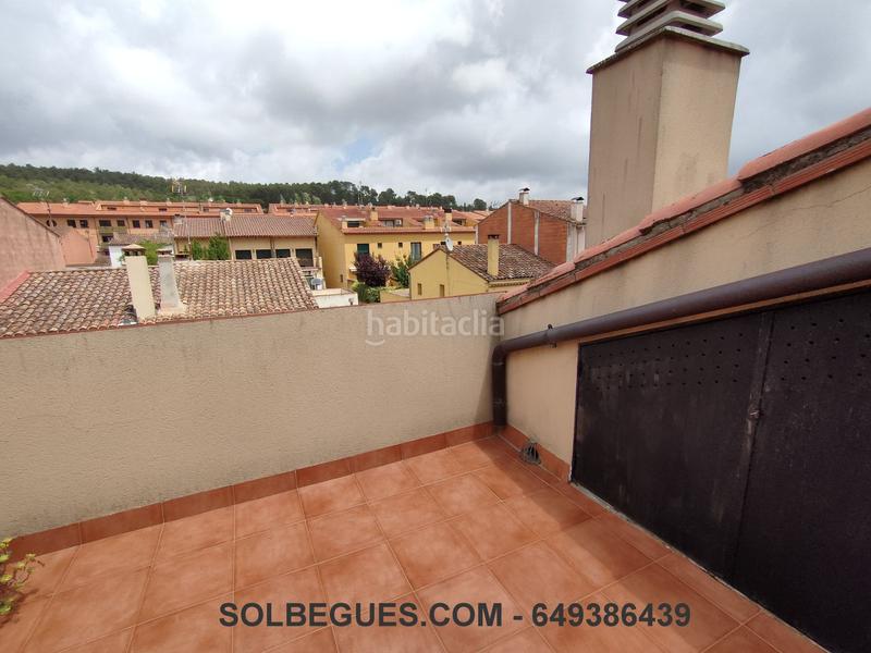 Foto a5775506-1879-4bb8-a6cb-cc0293923dc6. Casa adosada barceloneta casa adosada para entrar vivir en Begues