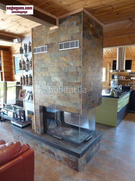 Foto 361f5373-33ee-4cc6-b6bc-ee054b5ea10a. Casa amb calefacció aparcament piscina a Begues