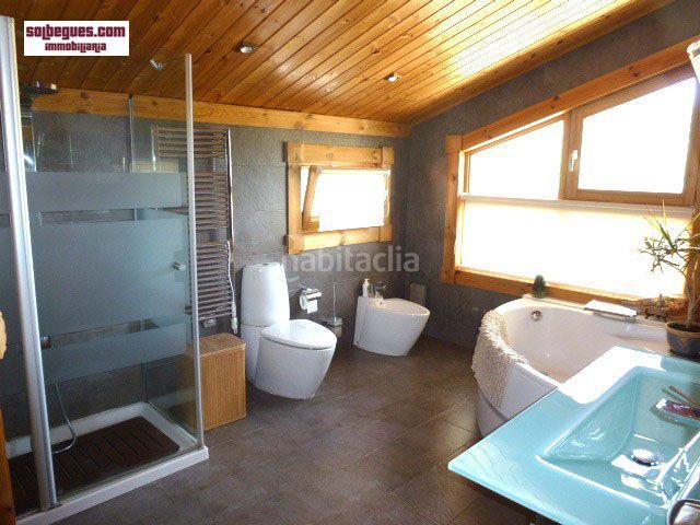 Foto 88445462-cfa1-499b-891b-a4af5e3354a5. Casa amb calefacció aparcament piscina a Begues