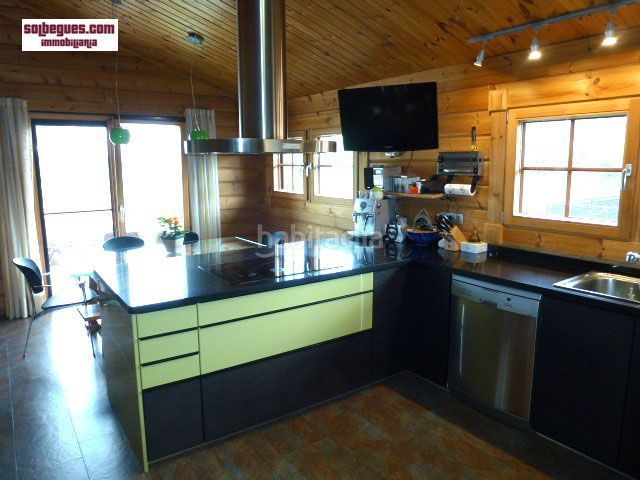 Foto 8bec686d-3ee5-4910-a004-9047cc31e28d. Casa amb calefacció aparcament piscina a Begues