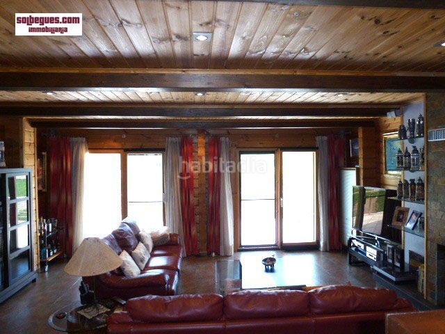 Foto d9560832-166d-457a-977c-77fdced2127d. Casa amb calefacció aparcament piscina a Begues