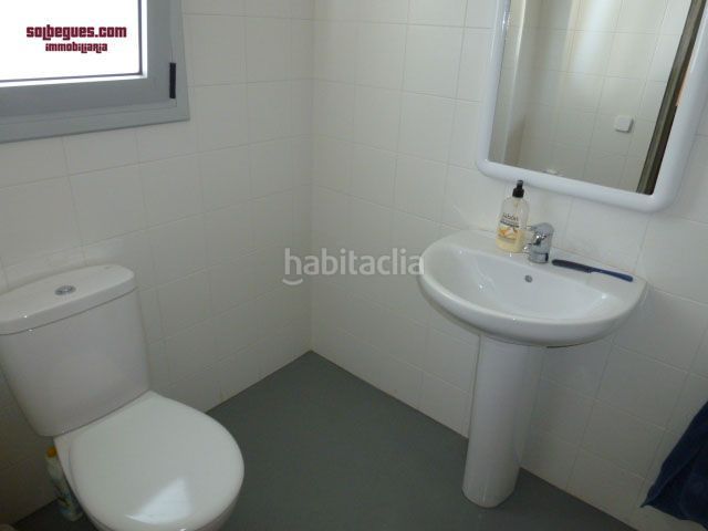 Foto eb8a7dbd-99e0-4a97-b859-c373fbdc114f. Casa amb calefacció aparcament piscina a Begues